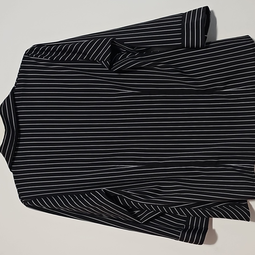 Notations Black and White Pinstripe Blouse Sz Large Work Cocktail Holiday - Picture 3 of 3
